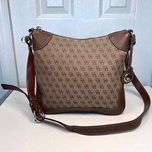 Dooney & Bourke Vintage Jacquard Logo Crossbody Brown Bag Pebble Leather Trim